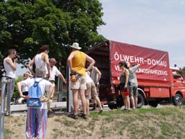 The Krems Fire Department presents the mobile flood protections system